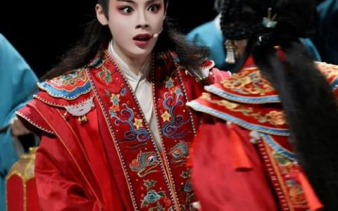 黄梅戏《铸魂天山》在疆巡演即将启幕