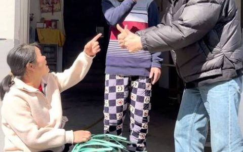 家乡味道上“云”  村民荷包变“鼓”