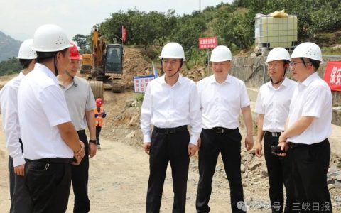 熊征宇会见加查县党政代表团一行