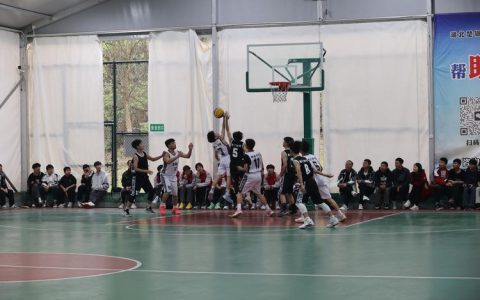 青春风采燃动赛场 通城二中第二十一届校运会火热开幕