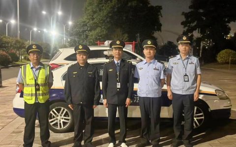 路面管控战场，“亮剑”严执法