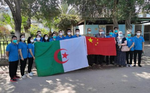 黄冈况元元出征阿尔及利亚