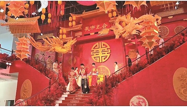 设计布置古香古色喜庆浪漫 四川一婚姻登记处引来网友围观