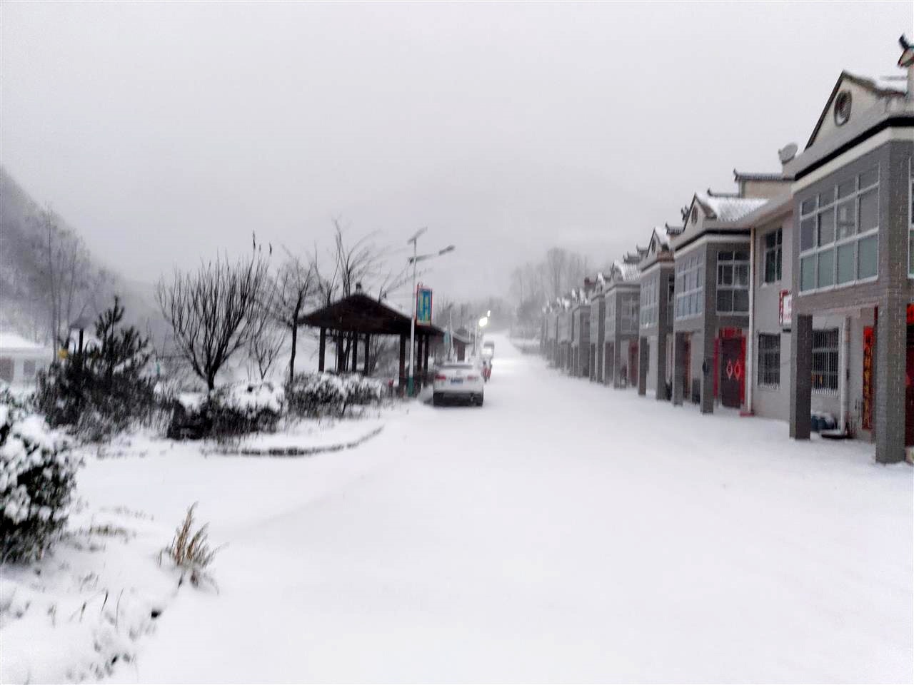 武汉气温开启“满20减20” 全省多地降雪  后天高温重回20℃