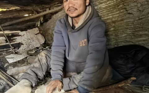 张家界荒野求生15勇士之一“苗王”：所有选手都很强，但我一定要夺冠拿奖