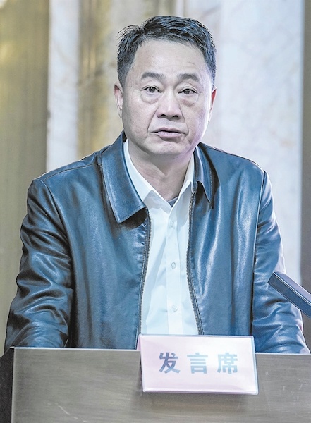 锚定党建“定盘星” 六位村干传真经