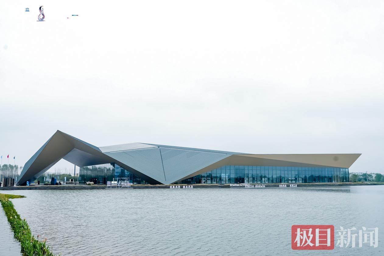 全球首次亮相！武汉设计双年展沉湖分会场启幕，湿地与设计双向奔赴