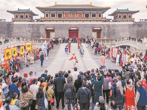 上班不请假，周末游襄阳 唐城汉服巡游等你来