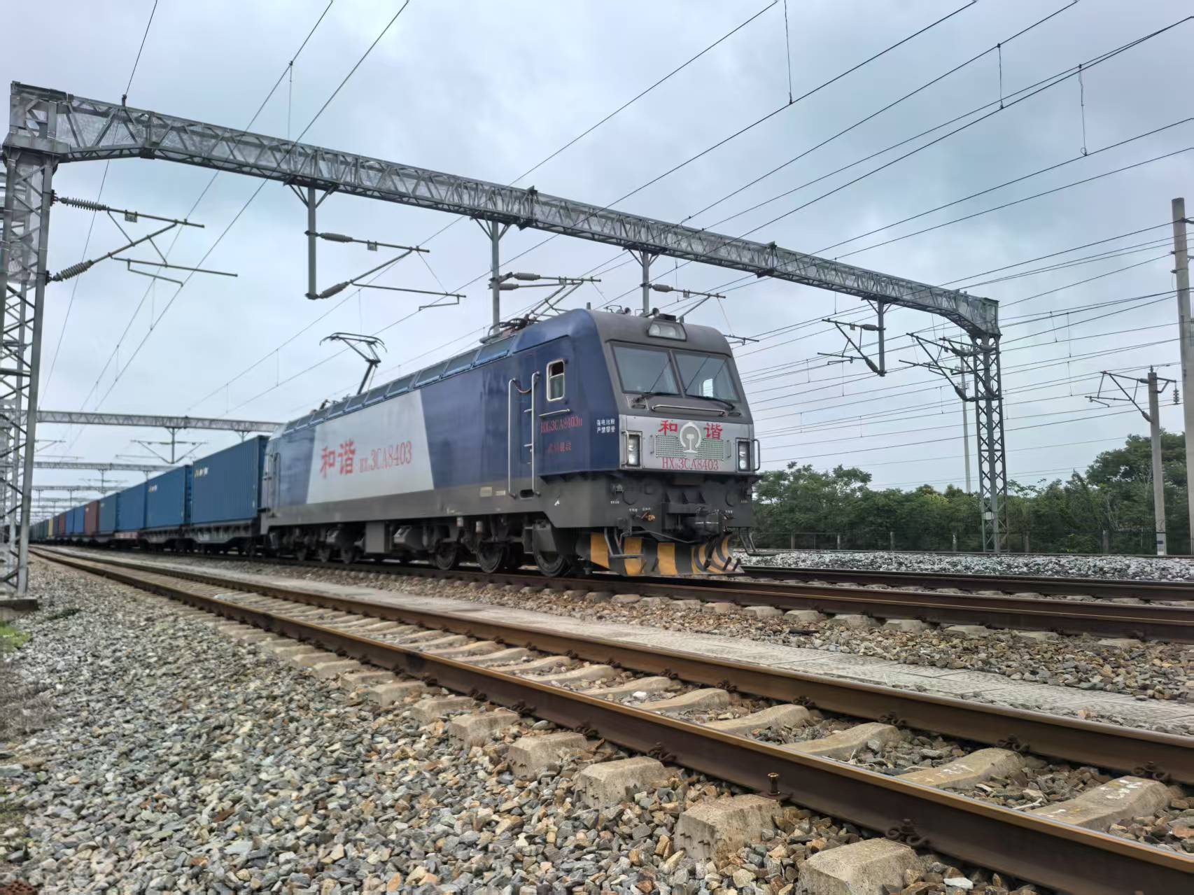 向总书记报告|能级跃升 打造内陆开放“新沿海”——在全面深化改革和扩大高水平开放上勇于探索