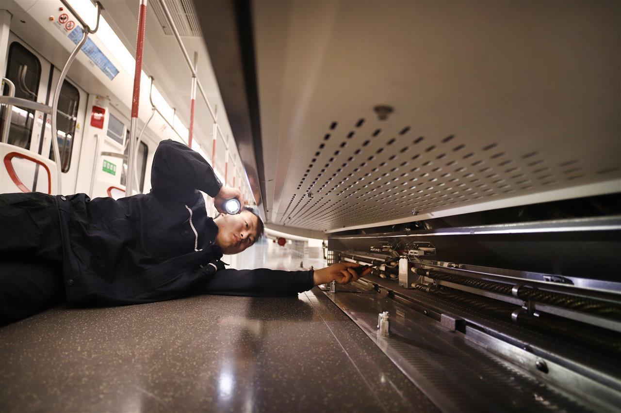 寒潮来袭，武汉地铁供暖设备整装待发