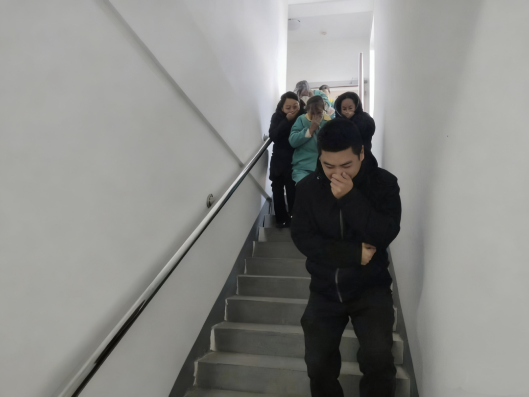 泰丰街道太丰垸社区：实战练兵提升消防能力