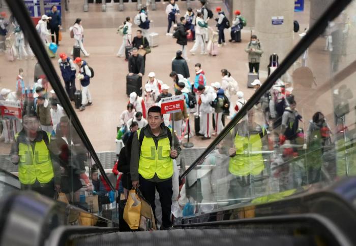 水润京华 缘起十堰 北京千名师生今晨来堰研学