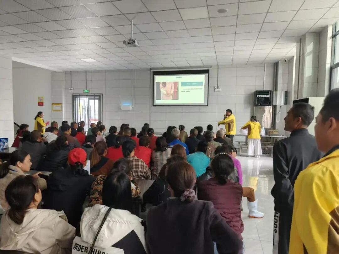 老新镇重点企业开展消防演练