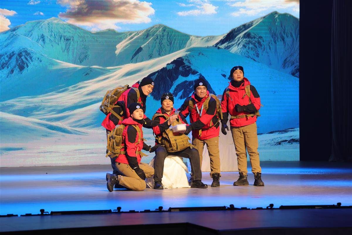 【湖北日报客户端】如何培养定力？宣讲活动中 院士这样回答