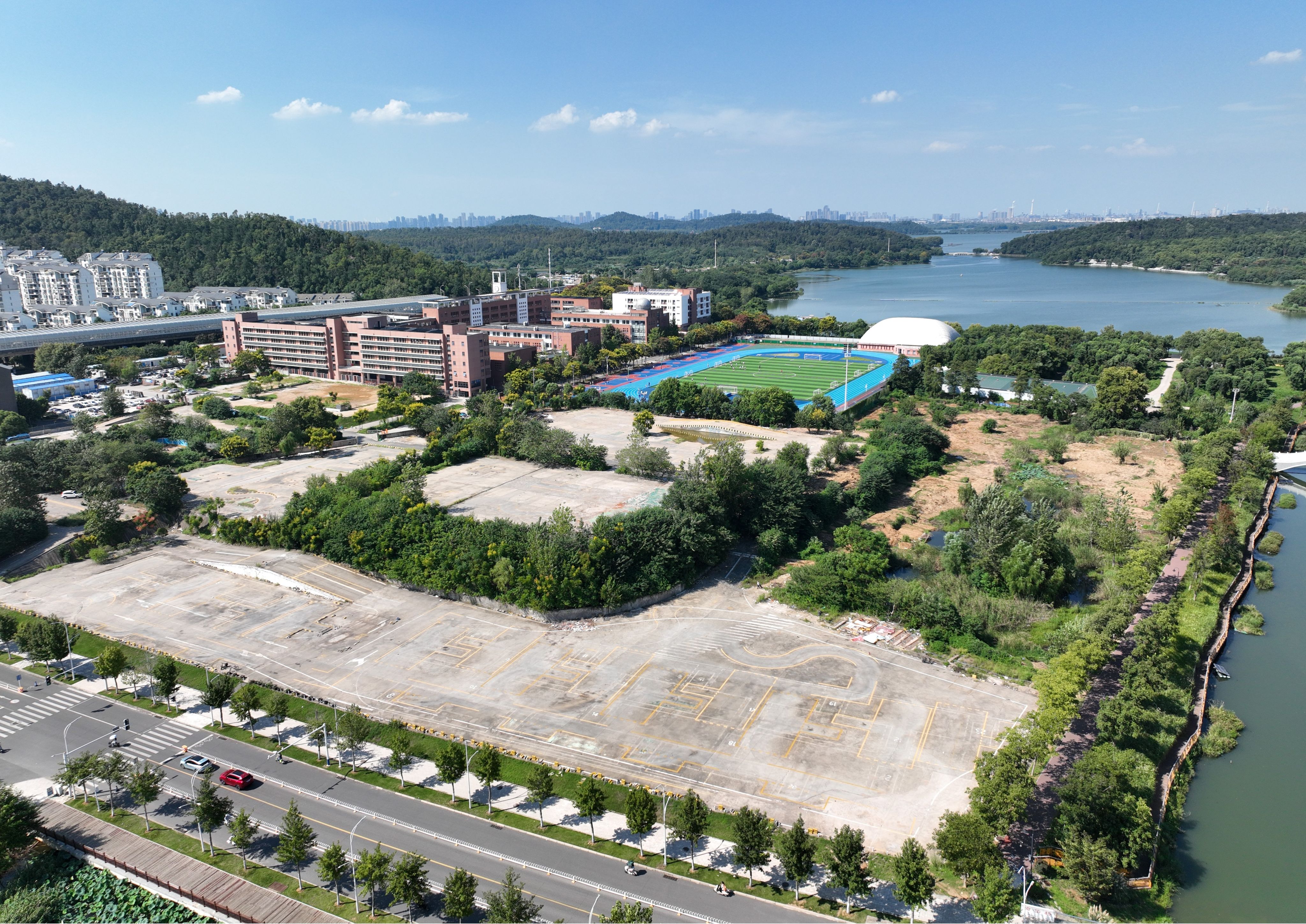 曙光养殖场土地收回工作圆满完成