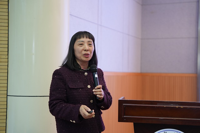 “问学典籍”第十二期暨洋光国际化视野人才培养项目结业仪式顺利举行