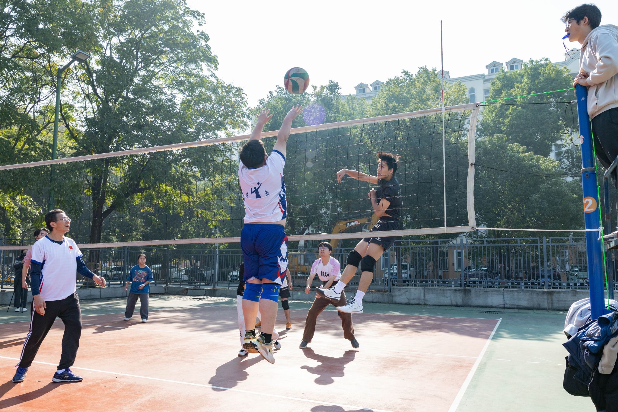 第二届 “师生融乐” 排球赛开赛