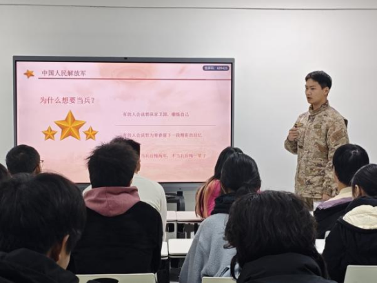 机电工程学院与外国语学院联合校关工委举办老兵讲故事活动