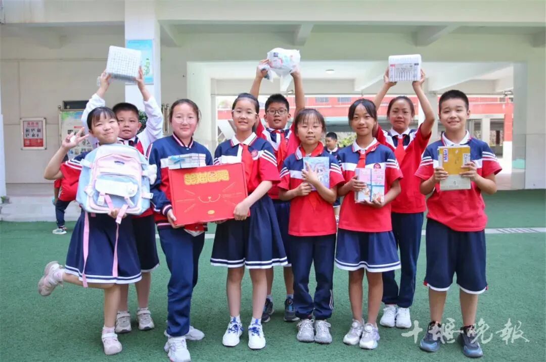 2025年进入倒计时!这些十堰人舍不得删的照片,哪张戳中了你的心?