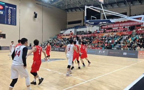 2025湖北省全国百强县篮球联赛展开第12轮激战 仙桃队76：66再胜大冶队