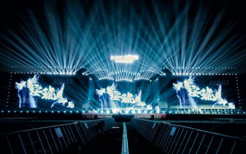 经典旋律点亮咸宁之夜 群星演唱会激发文旅消费新热潮