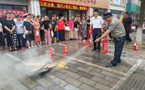 通城县烟草专卖局消防演练筑牢“安全堤”