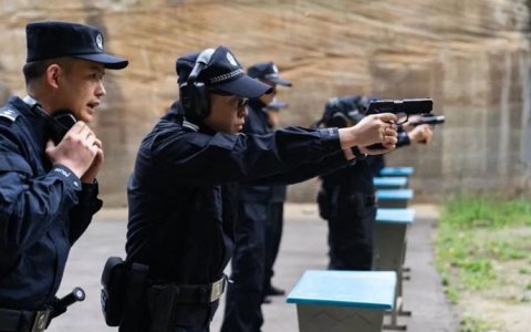 聚焦实战 “靶”向强警