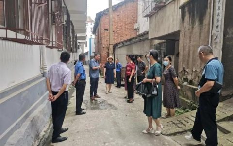 赤壁街道清源门社区：背街小巷亮新灯 照亮居民更暖心