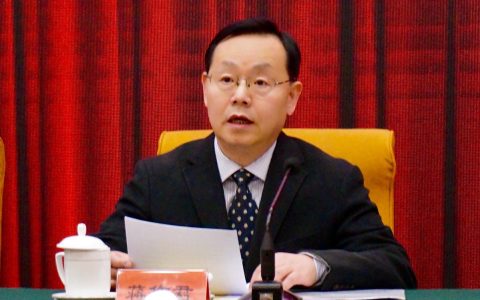 省政协副主席、致公党湖北省委会主委张柏青一行来校调研