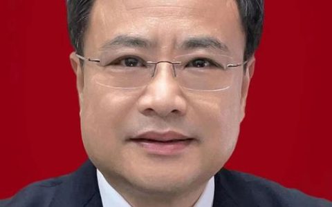 侯振发书记深入校医院调研