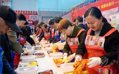 咸宁市举办餐饮行业首届“名店、名菜、名点”评选活动总决赛