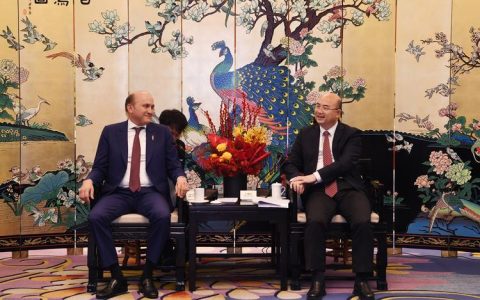 副校长青平率团赴法国和摩洛哥推进国际合作