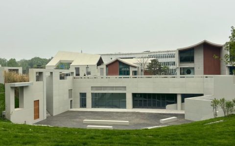 华中农业大学林肯大学联合学院“中新文化康养疗愈花园”正式开园