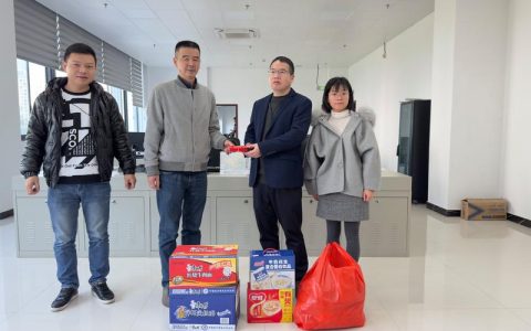 市政协财贸工作组“一线协商”破解居民用水难题