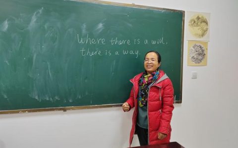 三尺讲台 三代坚守——仙桃小学“全国英语教师名师”陈彩霞家庭从教故事