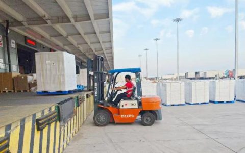 黄冈城市货站赋能“黄冈造”走向国际