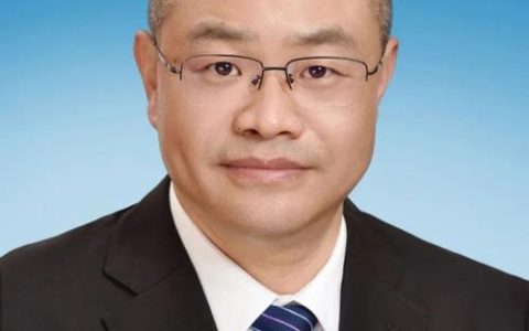 熊享涛主持召开老同志座谈会