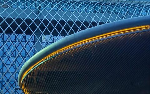 三镇遍布，外地剧迷专程前来打卡，小剧场何以成为武汉新引力