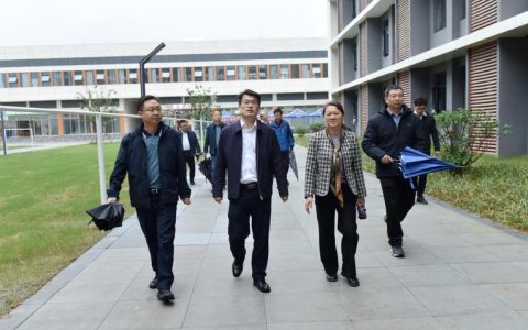 胡国珍校长调研下陆长乐山工业园