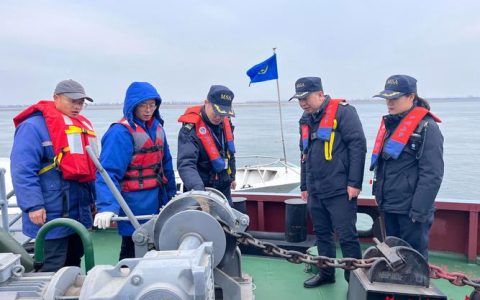 多措并举战枯保畅 荆州海事局全力守护长江荆江段“黄金水道”