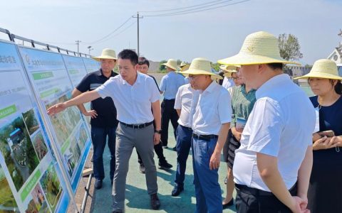 咸宁市委统战部组织党外人士开展长江生态环境保护民主监督调研