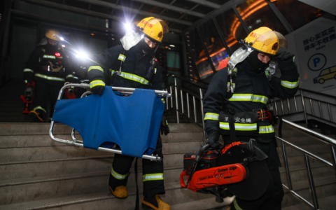 荆门开展高层医疗建筑消防综合演练