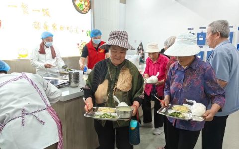 一餐热饭解民忧 多元运营惠民生 幸福食堂里的暖心“食”光