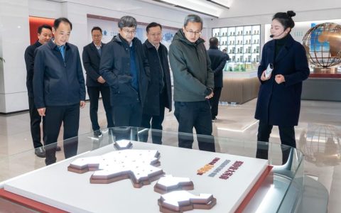 黄剑雄在东部产业新区调研时强调  加快打造全国领先的科技园区 努力在全市高质量发展中走在前挑大梁