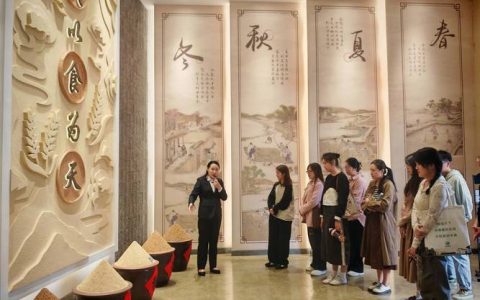 【文明咸宁】公共文化空间变身市民“精神粮仓”