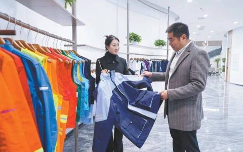 仙桃职业工装电商产业园企业集中入驻 干河街道送上“一站式”服务包