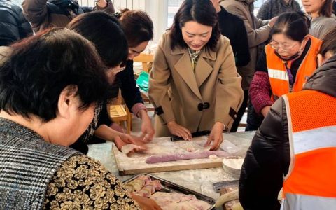 泰丰街道小南门社区开展冬至包饺子主题活动