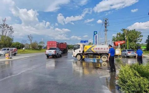 黄冈开展南湖片区扬尘专项整治行动