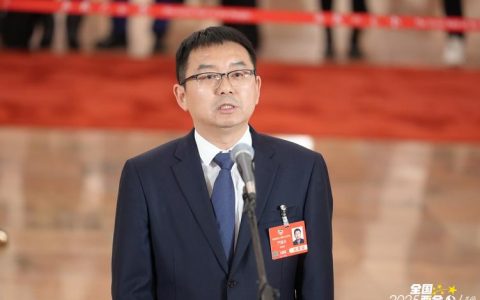 严建兵带队赴云南推进校企合作