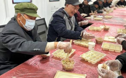 冬至饺香暖民心